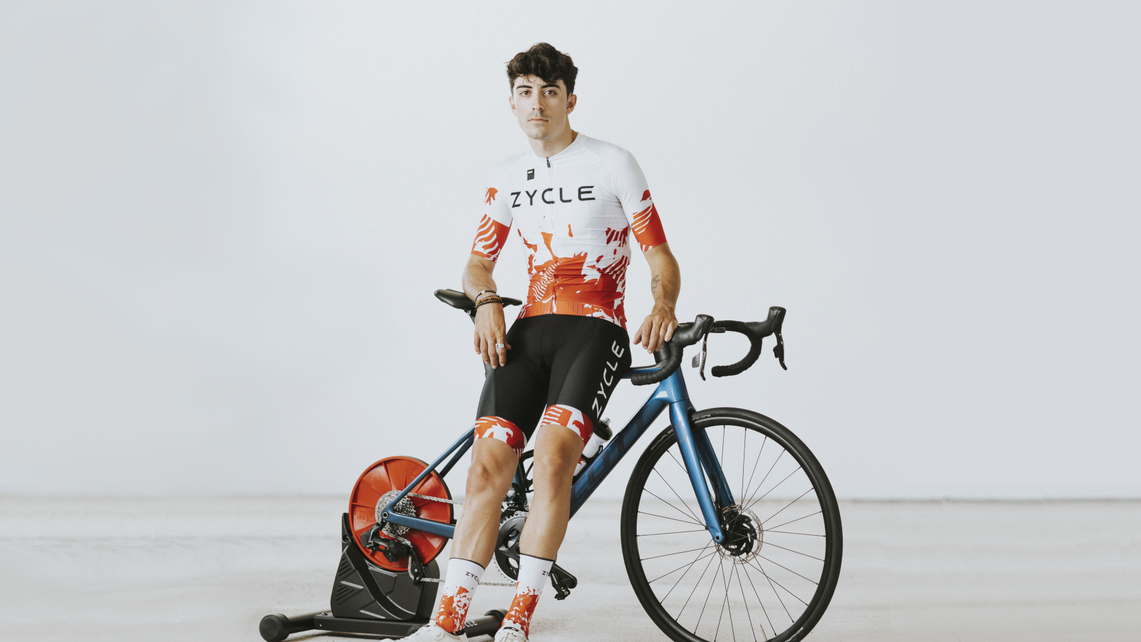 Como guardar la bici en casa despues de tu entrenamiento de ciclismo indoor