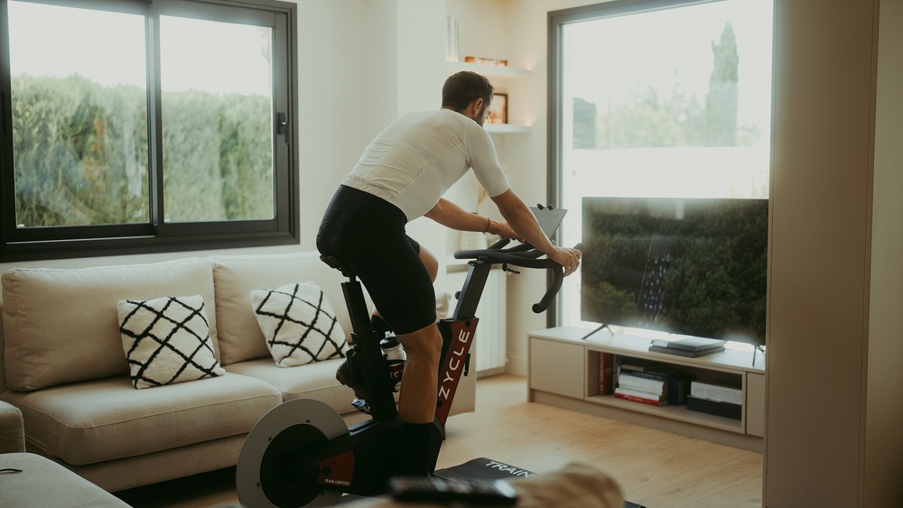 Dolor lumbar en ciclistas causas comunes y cómo prevenirlo desde el ajuste